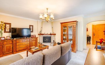 Property slide 25