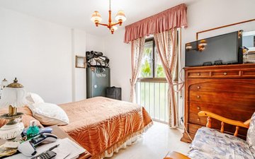 Property slide 8