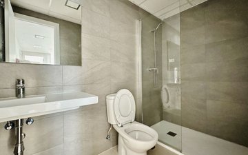Property slide 21