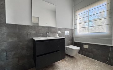 Property slide 10