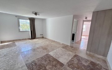 Property slide 14