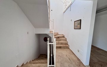 Property slide 20