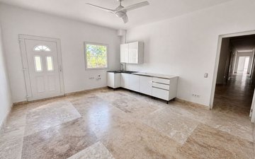 Property slide 24
