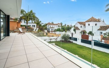 Property slide 16