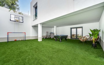 Property slide 31