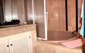 Property slide 39