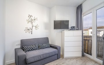 Property slide 15