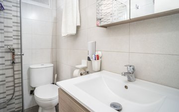 Property slide 23