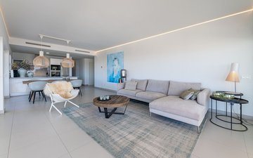 Property slide 22