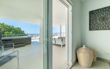Property slide 39
