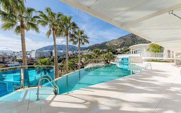 Property slide 48