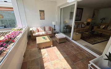 Property slide 10