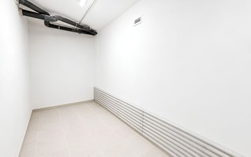 Property slide 39