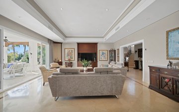 Property slide 10