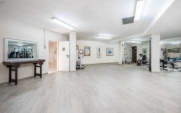 Property slide 34