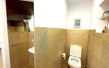 Property slide 16