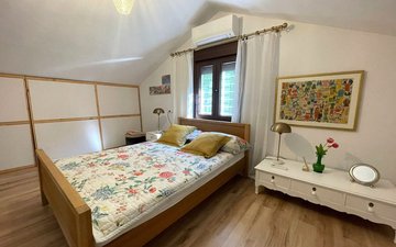 Property slide 28