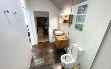 Property slide 34