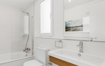 Property slide 17