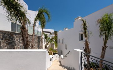 Property slide 28