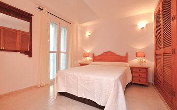 Property slide 10