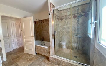 Property slide 20