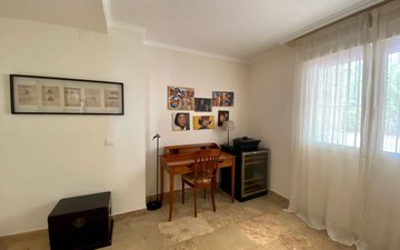 Property slide 28