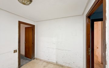 Property slide 43