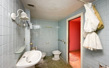 Property slide 44