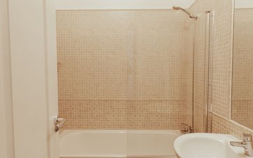 Property slide 20