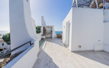 Property slide 5
