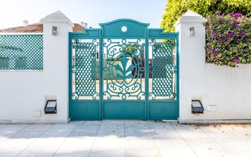 Property slide 17