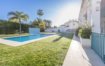 Property slide 18
