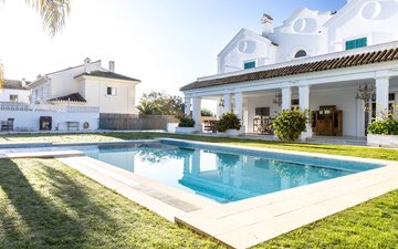 Property slide 23