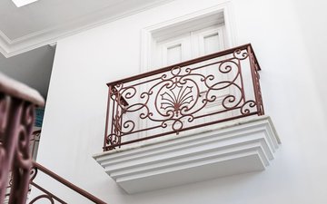 Property slide 72