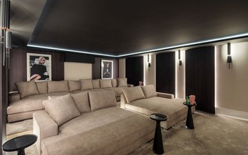 Property slide 32