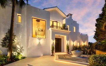 Property slide 40