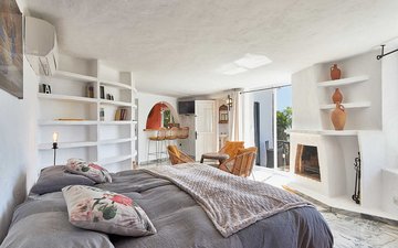 Property slide 21
