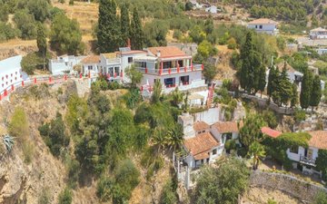 Property slide 27