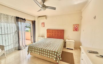 Property slide 18