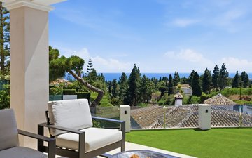 Property slide 46