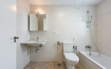 Property slide 18