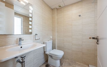 Property slide 19