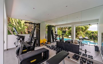 Property slide 40