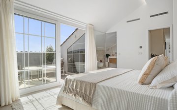 Property slide 22