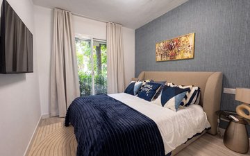 Property slide 22