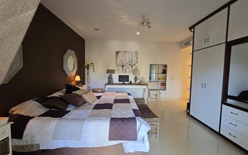 Property slide 43