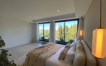 Property slide 17