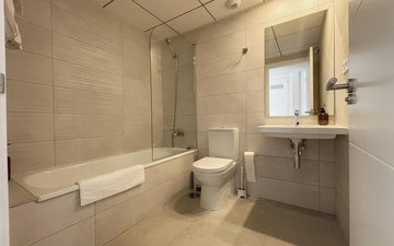 Property slide 19