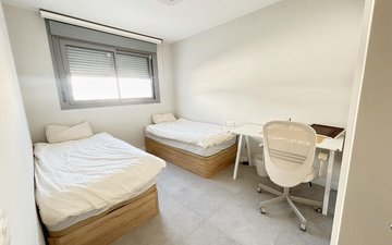 Property slide 22